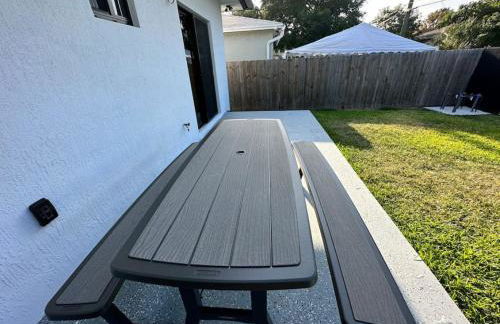 Sunny Delight Home Near Airport - Foto 50