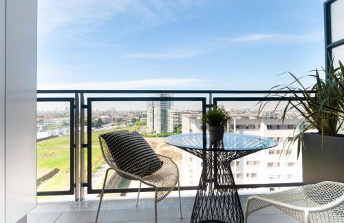 Apartment with Panoramic View of Milan and public free parking lot - Foto 10