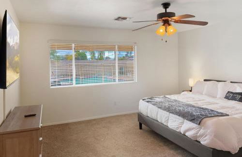 4BR Oasis Private Pool and Large Yard - Foto 5