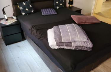 MD- City, EG, Top in Preis- Leistung, Lage, Deluxe App mit 2 Schlafzimmer, Merkmale Qeensize Bett, Romantk DZ - Foto 25