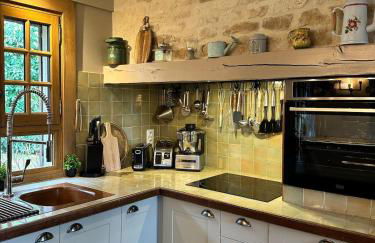 La Moutinière, luxury cottage with pool - Foto 47