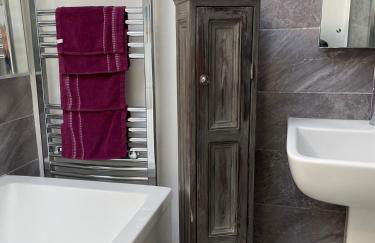 Victorian Home with Dedicated Workspace, Sherwood Nottingham - Foto 48