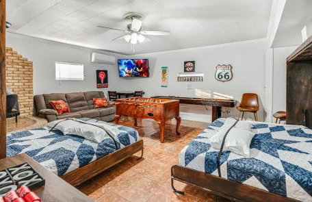 Family fun 4bed 2bath with pool - Foto 37