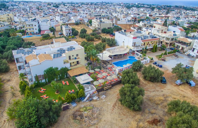 Bella Elena - Photo 42