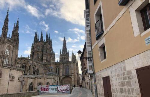 Una MIRADA A LA CATEDRAL-Apartamentos Burgos Catedral - Foto 62