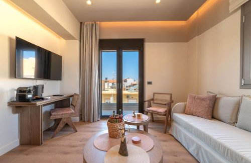 Minotaur's Rest - Luxury Residences with Free Private Parking, near Port & Airport - Foto 17