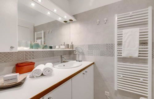 Saint Laurent Apt Garden View - Happy Rentals - Photo 18