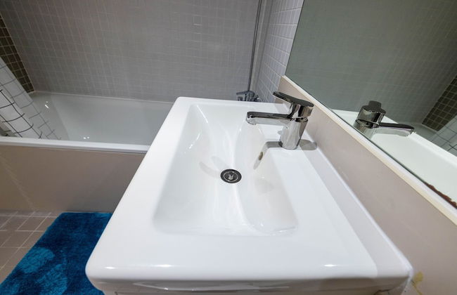 Beautiful and Spacious 2-bed Apartment in London - Foto 21