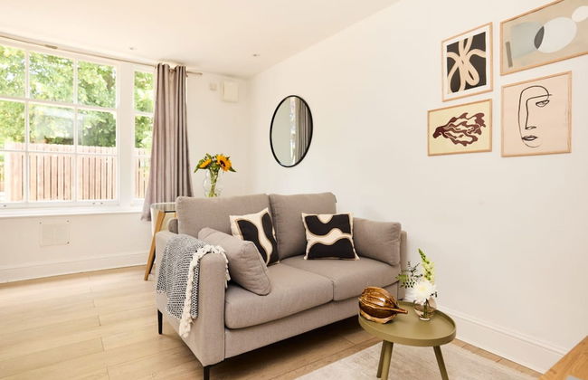 The Streatham Crib - Bright 2bdr Flat - Foto 8