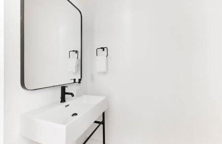 The Hadley House - Cozy Porch & Fenced in Backyard - Foto 54