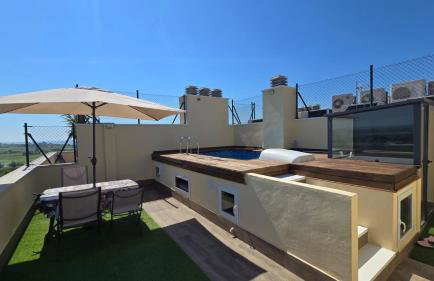 Ático con Piscina privada y Solarium en la Ràpita - Photo 3