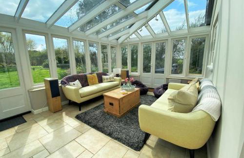 4 Bed in Ningwood oc-ic048 - Photo 9