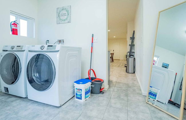 Elegant Country Retreat With Serene Patio Haven - Foto 29