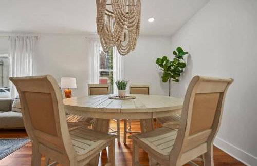 Remodeled Historic 1800s Carriage House, The Castle Garden, Colonial Modern Mansion - Foto 10