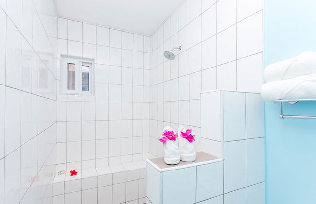 Blue West Villas - Photo 6