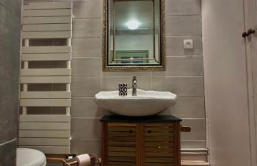 Grand loft lumineux, hyper centre & parking privé - Foto 11