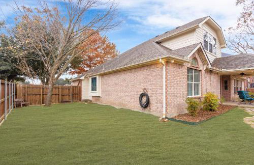 Large Luxury 4-BR Home EPIC GameRoom! Lighted Deck & Grill! - Foto 30