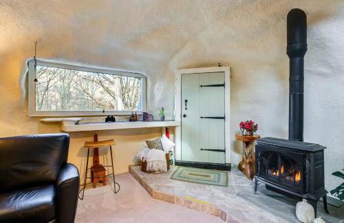 Less Than 6 Mi to Arlington Whimsical Stone Abode! - Foto 6