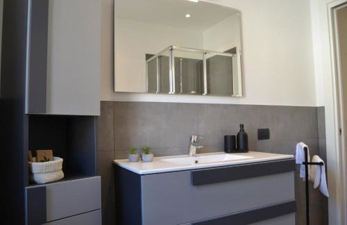 Casa di Francesca-Centrale e Moderno con Vista! - Foto 2