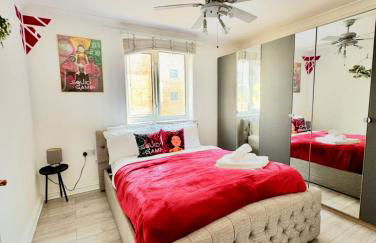 2 Cosy Bedroom Sleeps 6 02 Arena Perfect for Contractors Families and Groups - Photo 7