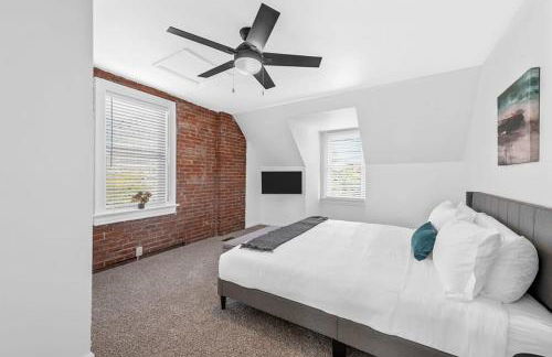 Classic 7BR CWE Home 3rd Floor Suite ABODEbucks - Foto 39