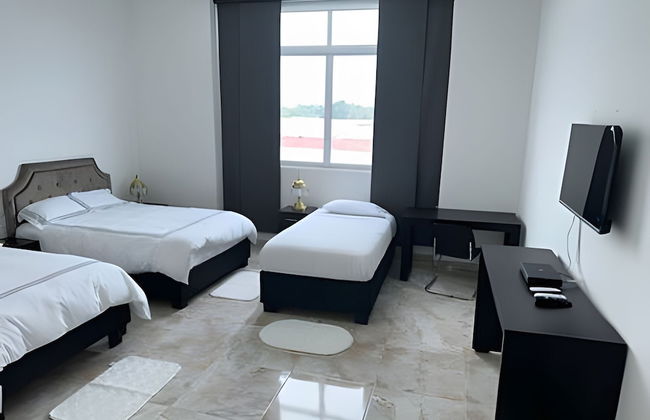 RIO HOTEL - Photo 20