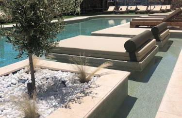 Helen Hotel - Photo 34