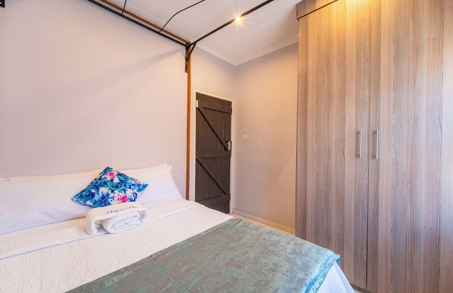 KhayaLethu Holiday Home - Foto 7