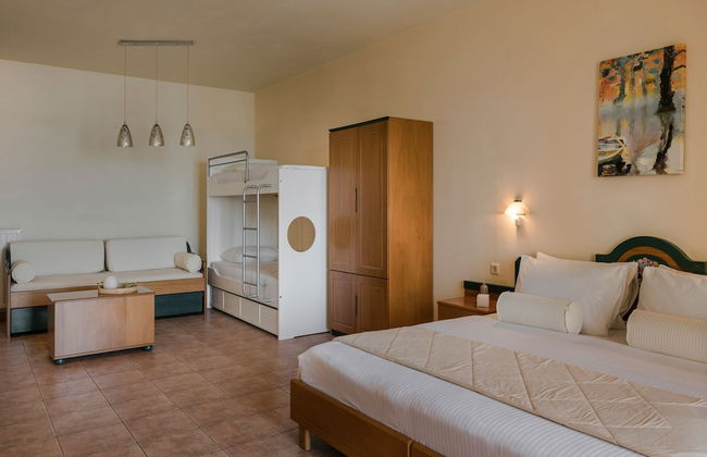 Griffon Kymi Hotel previously known as Valledi Village - Foto 39