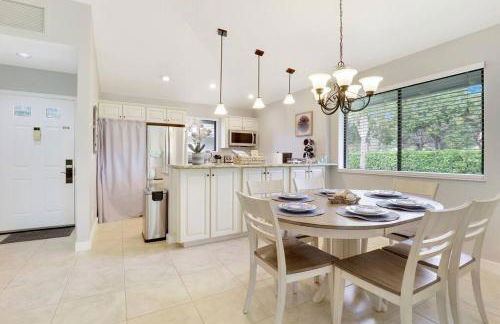 Private Cottage in West Palm Beach Florida - Photo 21
