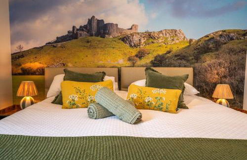 Rosemary Lodge 2BR with Hot Tub near Black Mountain - Foto 15