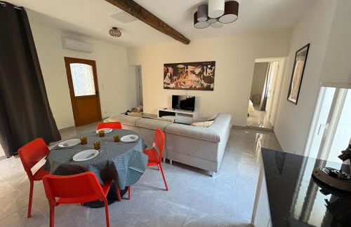 Superbe maison d artiste avec patio centre ville - Foto 4