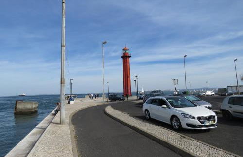 TEJO HOUSE RIVER Lisbon (Cacilhas) - Foto 56