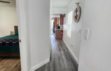 Lower Chelsea Lookout- On Water by Beach & Boards! - Foto 44