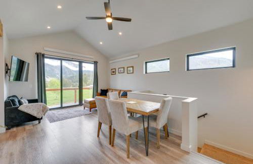 Quiet Alpine Hideaway with Panoramic Mountain Views! - Foto 7