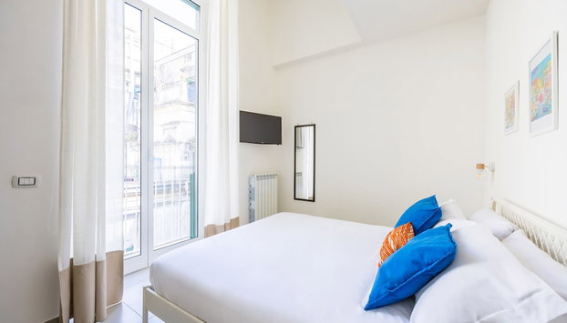Quartieri Spagnoli Modern Flat by Wonderful Italy - Foto 2, Habitación