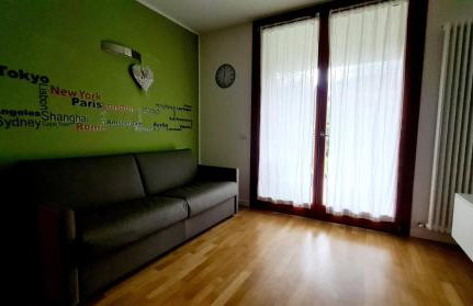Garda Lake Aloha Apartments - Photo 8