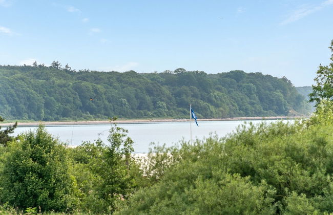 "Ellyn" - 500m from the sea - Photo 9