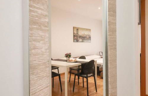 Olimpico Chic Home - Free Parking, Balcony, AC, Wi-Fi - Foto 14