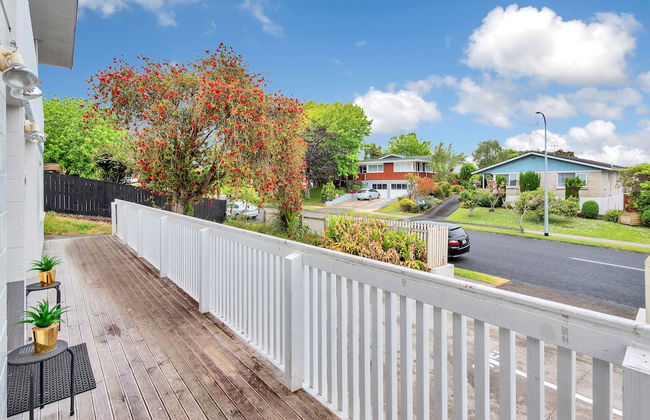 Sunny Three Bedroom Pakuranga Delight - Foto 19