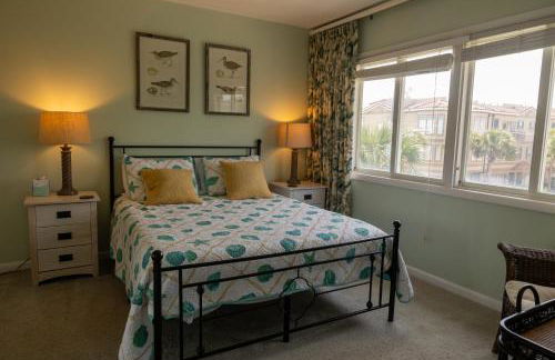 Beach Getaway in Amelia - Ocean Views & Room for 8 - Foto 40