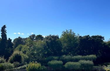 STUDIO HORIZON - SEA VIEW - POOL- Air Conditioner - Kitchen - Wifi -TV Train - Bus - - Foto 20