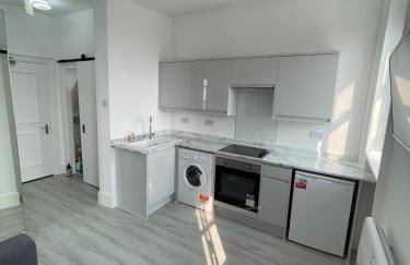 Seafront Studio Snug by the Sea - Sea Views - Foto 26