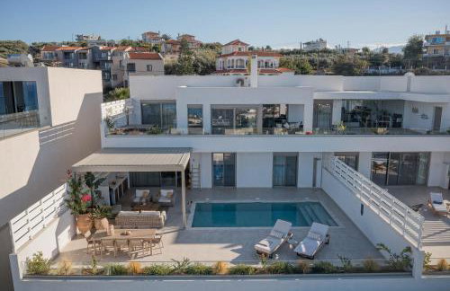 AmphiMatrion Luxury Residence - Photo 21