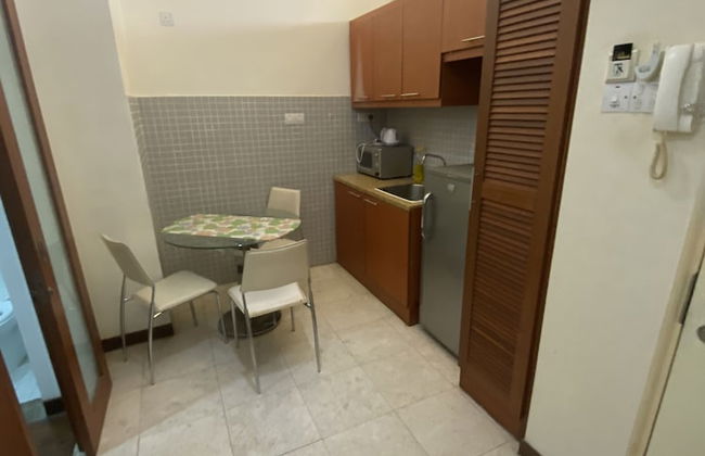 Peninsula Residents All Suite - Photo 16