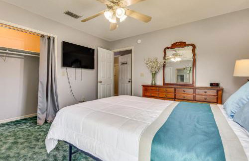 BBQ Ready Hawthorne Home with Screened-In Patio - Foto 19