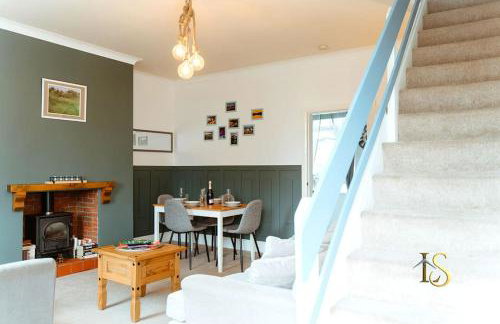 *Luke Stays Oswald Terrace* - Foto 1