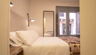 La casa amarilla apartamento calomarde - Foto 2