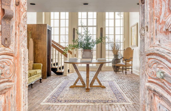 River House by Avantstay Historic & Secluded Estate on the Hudson River w/ Pool Sleeps 24! - Foto 6