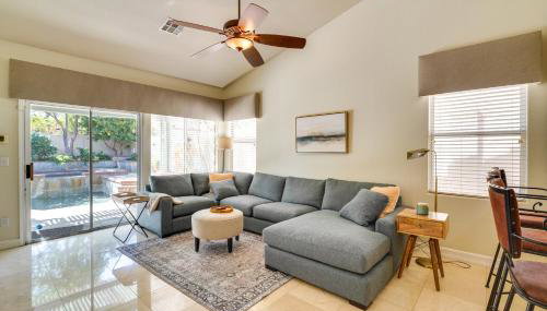 Upscale Henderson Hideaway with Private Patio! - Foto 2